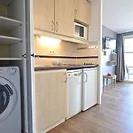 Apartment Le Village - C7 351 By Interhome Saint-Raphaël