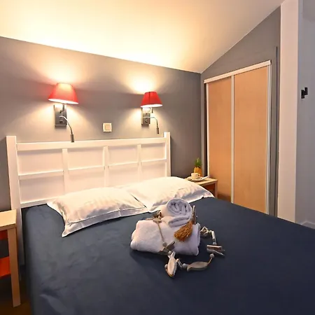 Apartment Le Village - C7 351 By Interhome Apartment